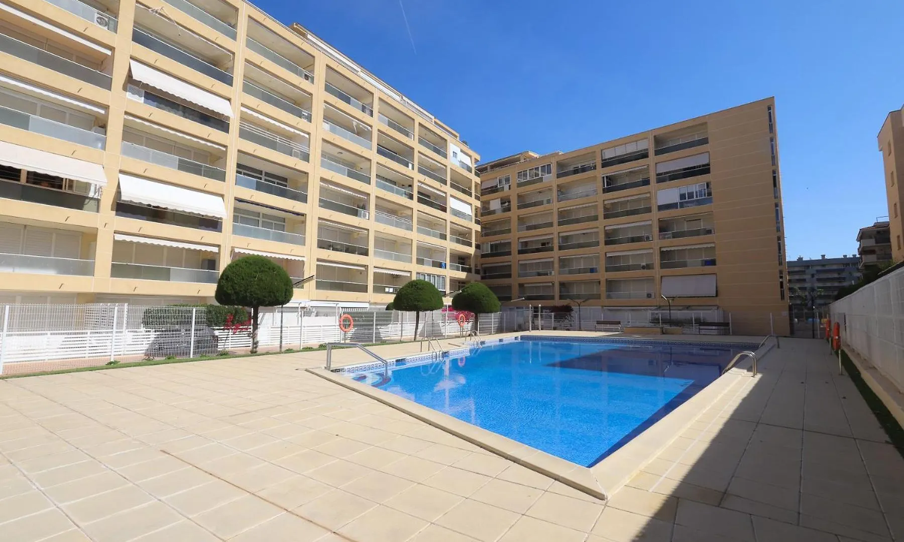 Apartament Differentflats Aquario La Pineda